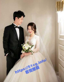 獨家 Big Melon！ 美貌出眾的情侶結婚之夜的性愛視頻被泄露了！