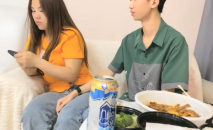 【瘦猴先生探花】約操豐滿良家妹子，扭扭捏捏還不願意，操起了叫的騷，大肥臀撞擊抖動