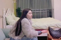極品清純妹子,經驗少但是非常配合,做得時候小表情非常豐富嬌喘聲也非常好聽
