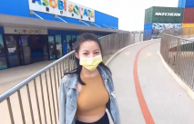 帶著小馬女友來去台中梧棲摩天輪遊玩