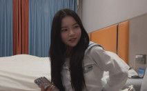 新片探花鳩摩智 約操18歲小嫩妹 嬌小可愛還有sm的特殊愛好床上床下極致反差在床上淫語不斷