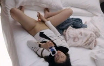 流出天眼酒店偷拍 反差婊眼鏡騷女一個人在酒店寂寞把小逼打開屁股撅對著手機鏡頭給男友看