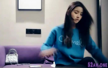 約了個一級棒的校花女神，長得太清純了和歐陽娜娜一樣美，說話聲音嗲聲嗲氣的，各種做愛姿勢高度配合