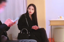 出差約炮極品模特嫩妹 顏值很高