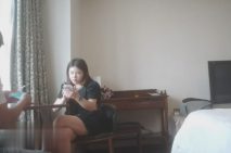 探花大神老王探花大神老王酒店約炮 附近的人約到21歲小姑娘身材好操的她舔手指酒店約炮 附近的人約到21歲小姑娘身材好操的她舔手指