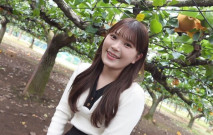 首次攝影·露臉！畢業於某有名的女學院，因美貌而不知艱辛長大的天真大小姐，美麗長髮披散，沉溺在快感生中出！