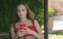 這樣的地方和美女纏綿愛撫親吻做愛太性福太爽了，海邊美景露天肉體前凸後翹肉棒騎乘呻吟大戰