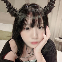 【無修正】性欲惡魔・光臨。 一個漂亮白皙身材的時尚女子！參加萬聖節活動後激烈地濃厚地互相纏繞快樂！