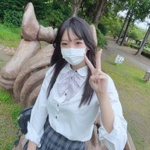 首次攝影！ 限定版！！ 與周圍隔絕的G罩杯巨乳美女！不習慣寂寞的口交！並且陰道內生中出2連發！！