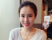 騷貨人妻竟在醫院獨立病房和情夫調情