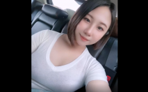 豐滿妹子各種自拍