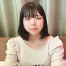 【實錄影像】19歲的他在街頭問卷調查中被帶進飯店，搖晃著豐滿的美巨乳，在雞巴上呻吟。