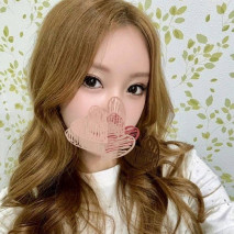 【露面】抓住正在逃跑的高顏值美女並用中出懲罰她