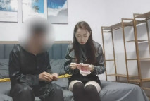 新片大神探花辟帝 酒店約炮黑絲短裙長腿御姐嫵媚誘人 男歡女愛蕩氣回腸