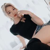 【初拍】想成為舞者的色情JD。超敏感的體質，痙攣，噴水。 大量向淫蕩的臉顏射