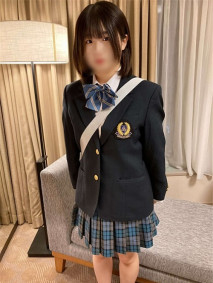 第一次拍攝縣立③全日制·E罩杯現役學生的18歲女孩，喜歡做愛·吞精·顏射，用巨根徹底操翻了