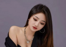 騷貨背著男友約炮被炮友出賣