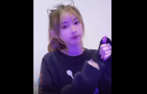 說服美女脫衣服