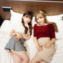 【無修正/逆3P】同級生懇請3P幹炮。在朋友面前調情逆3P後宮。清秀女子被鬼活塞戳到高潮。