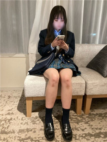 【完全露臉】SS級！縣立全日制・2004年出生E罩杯人生初中出！