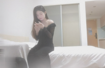 新片大神辟帝探花 酒店約炮黑色長裙極品外圍女大燈晃眼 饅頭蜜鮑緊致銷魂